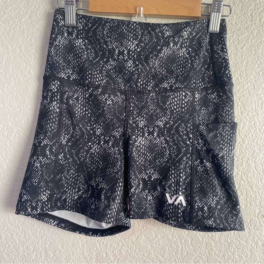 RVCA VA Essential Pocket Technical Bike Shorts